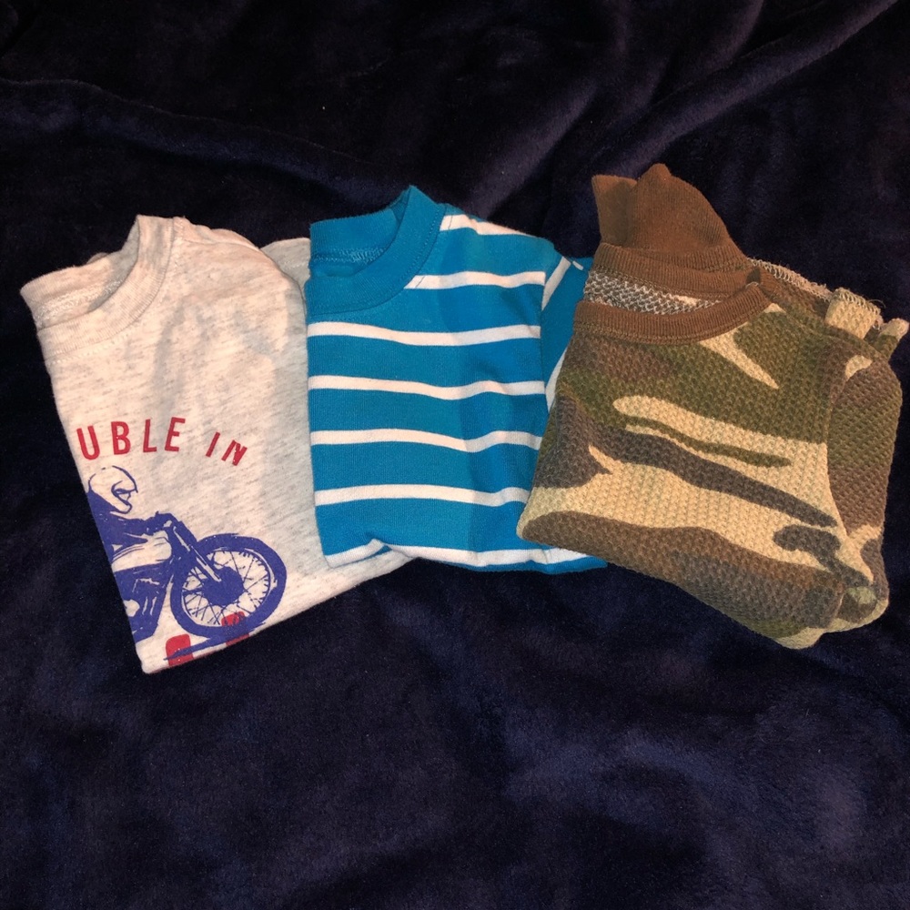 Boys 2T shirt bundle